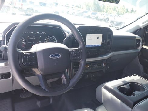 Used 2021 Ford F150 XL w/ Equipment Group 101A High RWD image 12