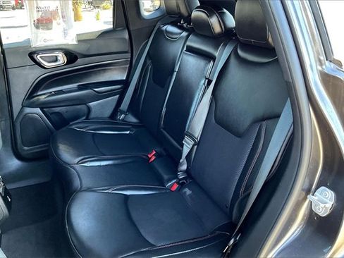 Used 2023 Jeep Compass Trailhawk w/ Trailhawk Convenience Group image 24