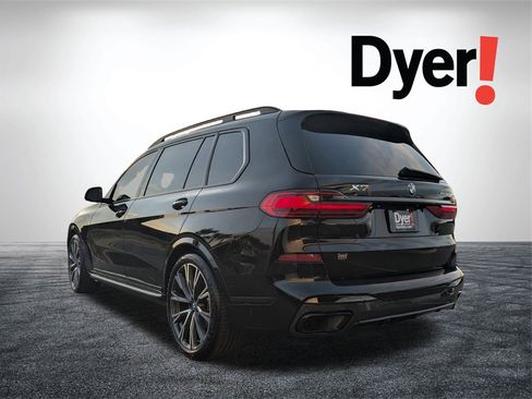 Used 2021 BMW X7 xDrive40i w/ M Sport Package image 8