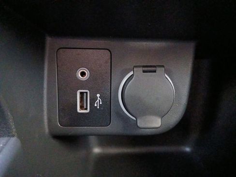 Used 2024 Nissan Kicks S FWD image 6