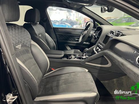Used 2022 Bentley Bentayga Speed image 21
