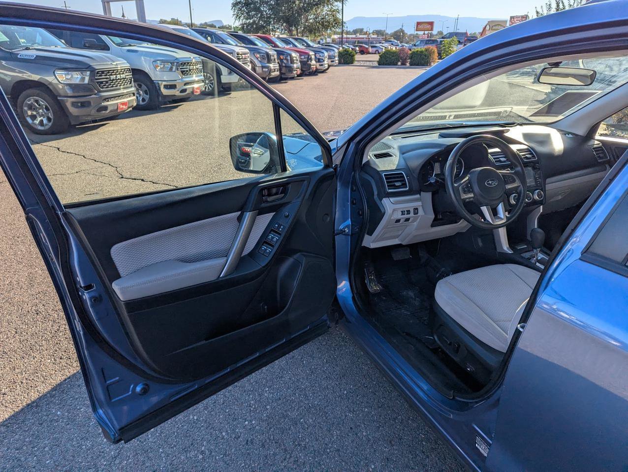 Used 2017 Subaru Forester 2.5i Premium w/ All-Weather Package AWD/4WD image 8