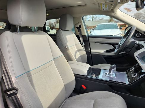 Used 2021 Land Rover Range Rover Evoque S image 16