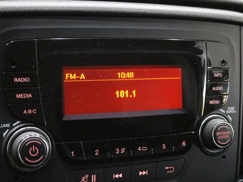 Used 2017 RAM ProMaster City Tradesman image 23