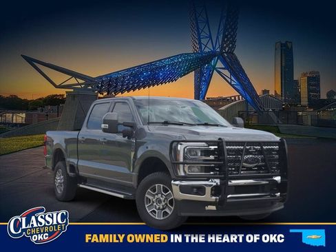 Used 2023 Ford F250 Lariat w/ FX4 Off-Road Package AWD/4WD image 1
