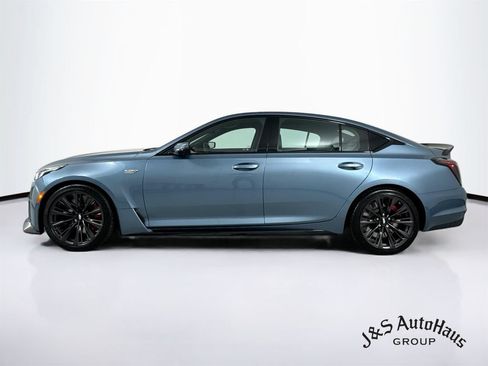 Used 2024 Cadillac CT5 V Blackwing w/ Carbon Fiber Package 1 RWD image 4
