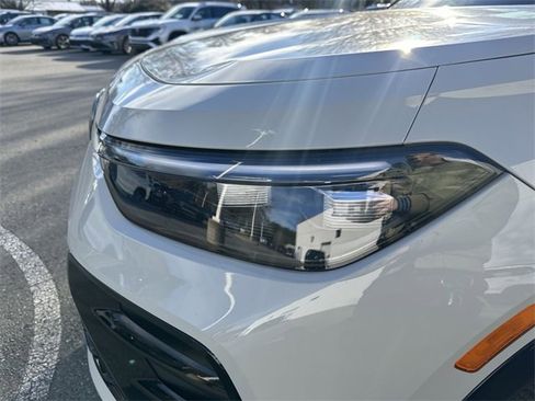 New 2026 Volkswagen Tiguan SE R-Line image 9