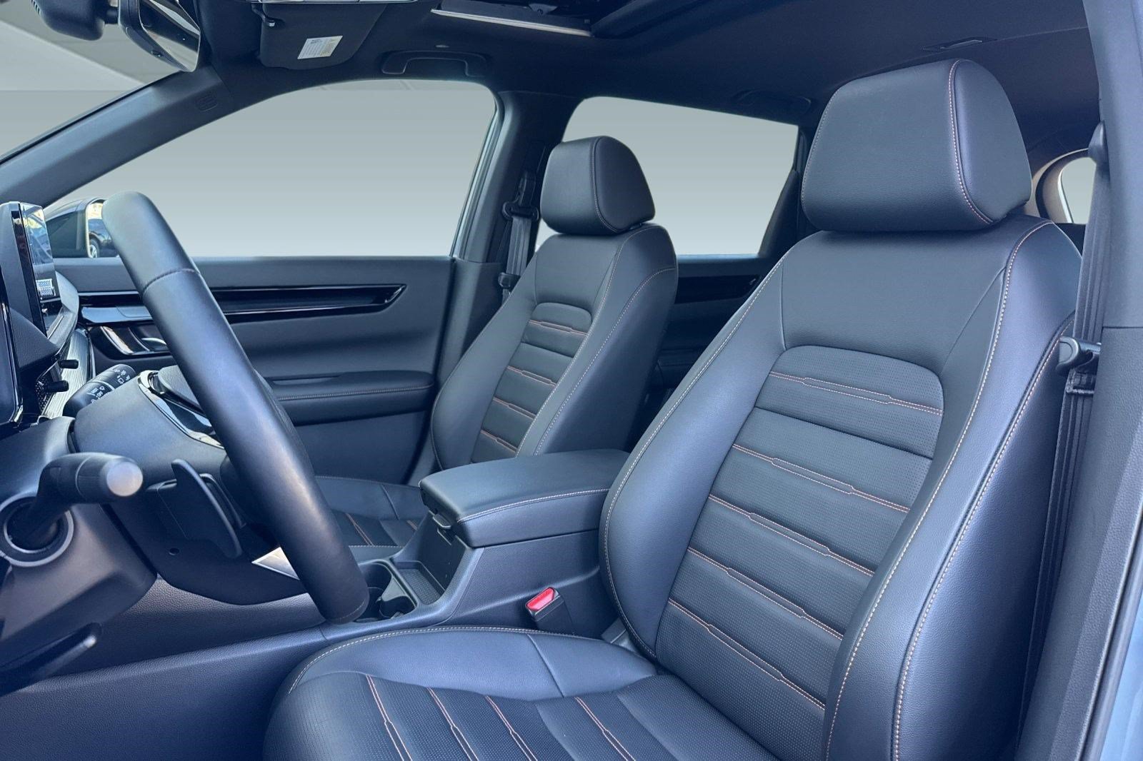Used 2026 Honda CR-V Sport Touring image 5