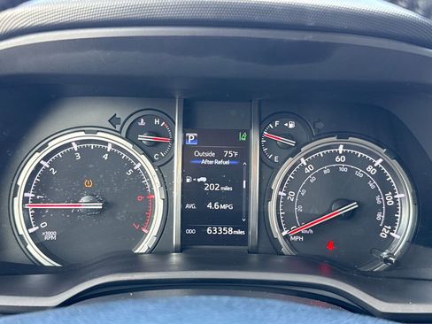 Used 2021 Toyota 4Runner TRD Off-Road Premium w/ Moonroof Package image 18