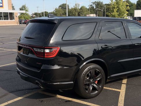Used 2018 Dodge Durango SRT w/ Technology Group AWD/4WD image 6