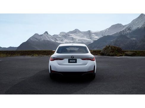 New 2026 BMW i4 xDrive40i AWD/4WD image 5