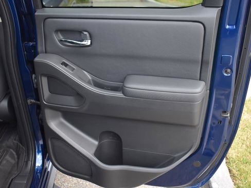 Used 2023 Nissan Frontier SV w/ SV Convenience Package image 51