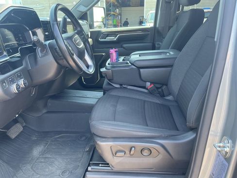 Used 2024 GMC Sierra 2500 SLE w/ SLE Value Package; AWD/4WD image 13