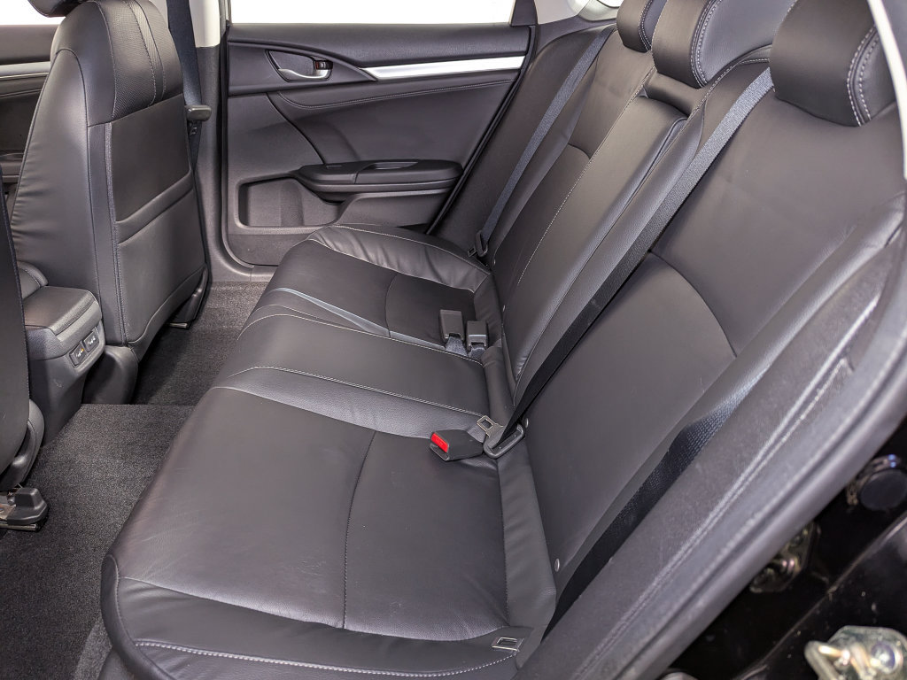 Used 2016 Honda Civic Touring image 40