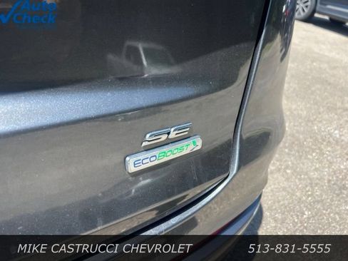 Used 2019 Ford Fusion SE FWD image 5