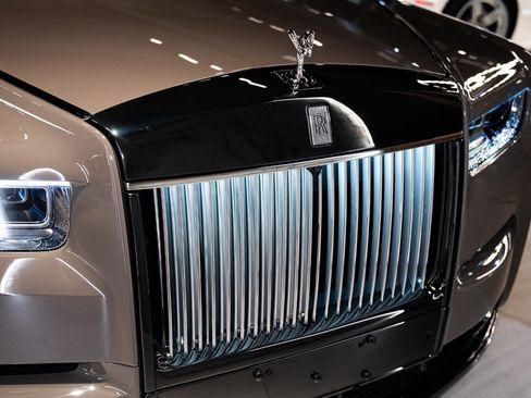 Used 2026 Rolls-Royce Phantom Sedan image 37