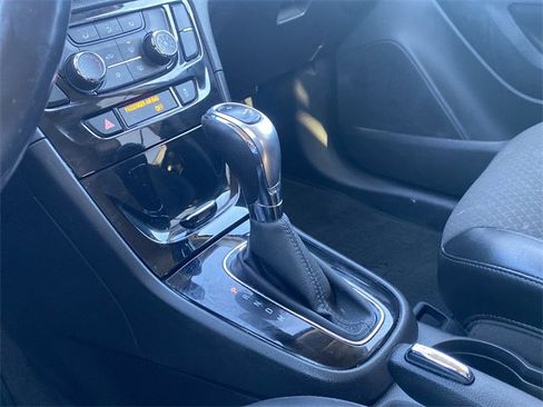 Used 2019 Buick Encore Preferred image 27