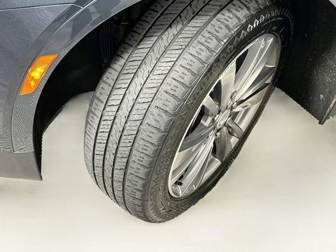 Used 2021 Cadillac XT5 Premium Luxury FWD image 25
