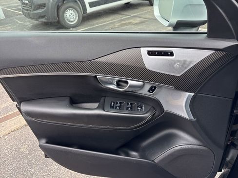 Used 2018 Volvo XC90 T6 R-Design w/ Convenience Package image 46