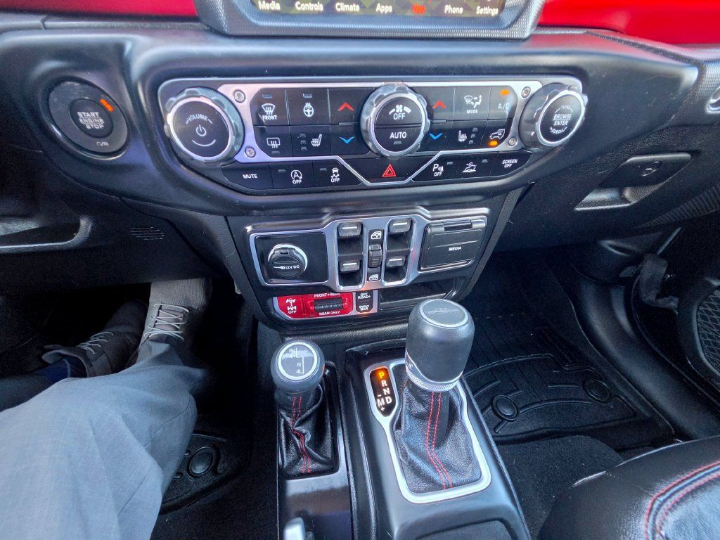 Used 2020 Jeep Gladiator Rubicon AWD/4WD image 22