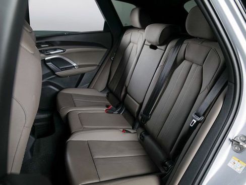 Certified 2025 Audi Q5 Premium w/ Premium Plus AWD/4WD image 11