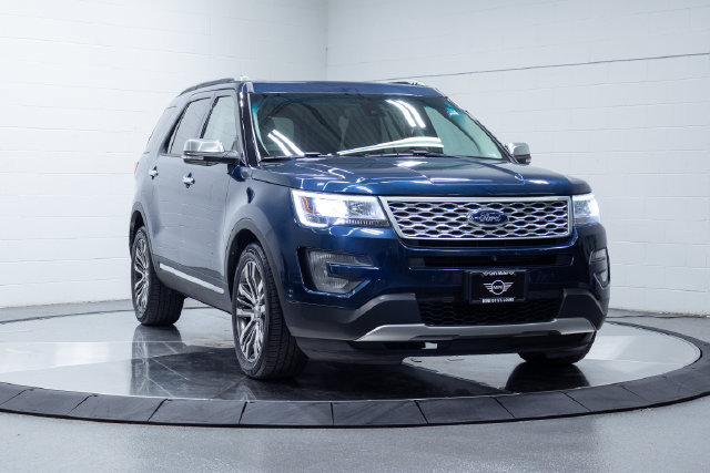 Used 2016 Ford Explorer Platinum AWD/4WD image 4
