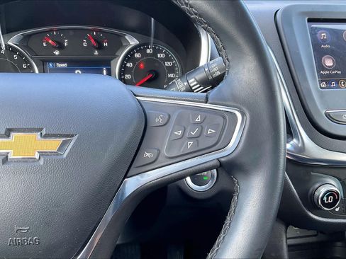Used 2024 Chevrolet Equinox LT FWD image 24