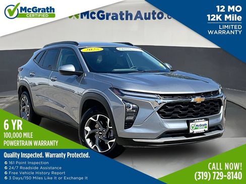 Used 2025 Chevrolet Trax LT w/ LT Convenience Package FWD image 1