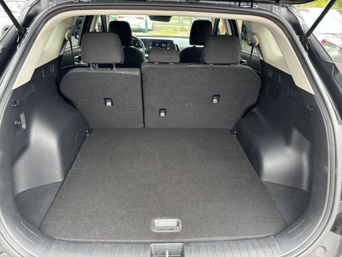 Used 2025 Kia Sportage LX FWD image 30