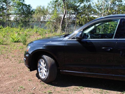 Used 2012 Audi Q5 2.0T Premium Plus AWD/4WD image 11
