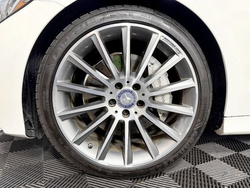 Used 2015 Mercedes-Benz C 300 Sedan image 22