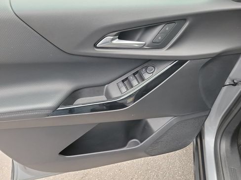 Certified 2025 Chevrolet Equinox LT FWD image 20