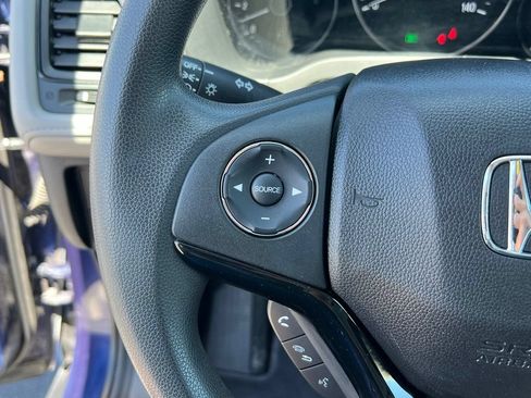 Used 2017 Honda HR-V LX image 28