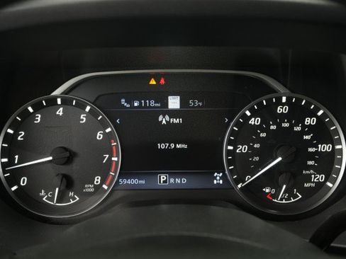 Used 2021 Nissan Titan SV w/ SV Convenience Package image 50