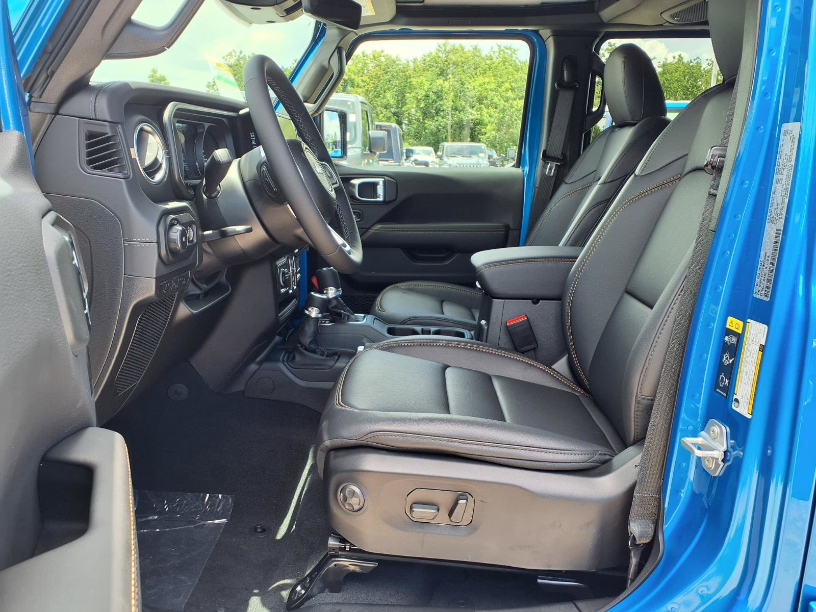 New 2026 Jeep Wrangler Unlimited Sahara AWD/4WD image 8