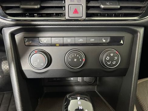 Used 2022 Volkswagen Taos S AWD/4WD image 21