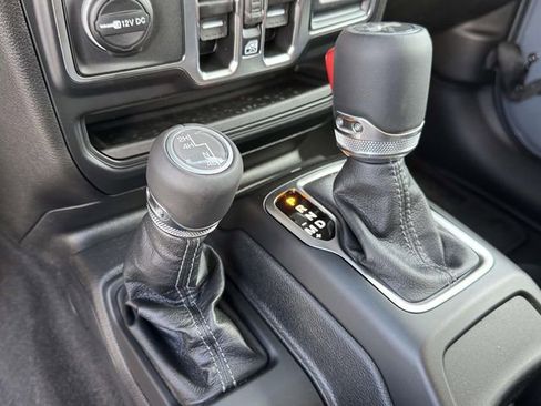 New 2026 Jeep Wrangler Unlimited Sahara AWD/4WD image 7