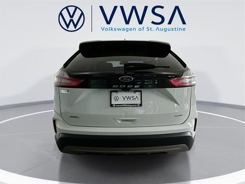Used 2024 Ford Edge SEL image 6