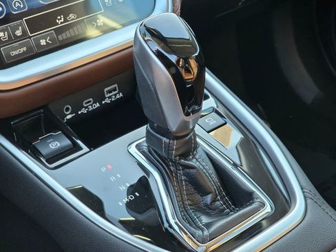 Used 2024 Subaru Outback Touring XT image 37