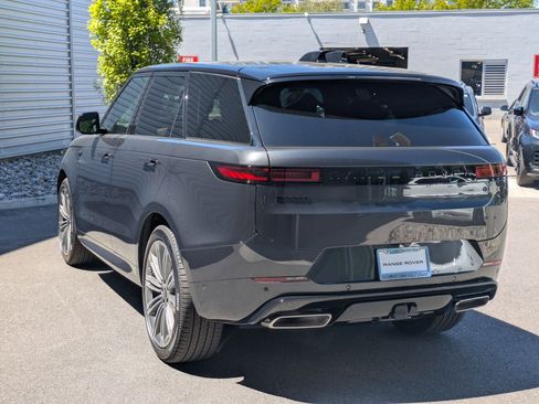 New 2026 Land Rover Range Rover Sport Dynamic SE AWD/4WD image 7