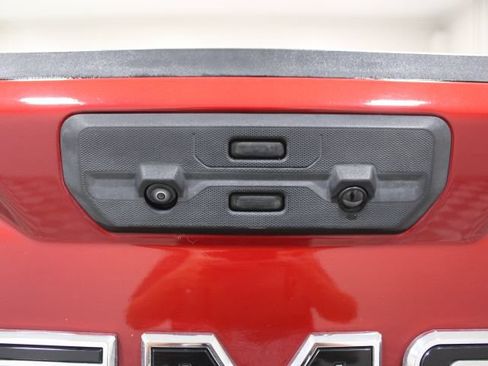 Used 2024 GMC Sierra 1500 Elevation w/ LPO, Elevation Black Package AWD/4WD image 16