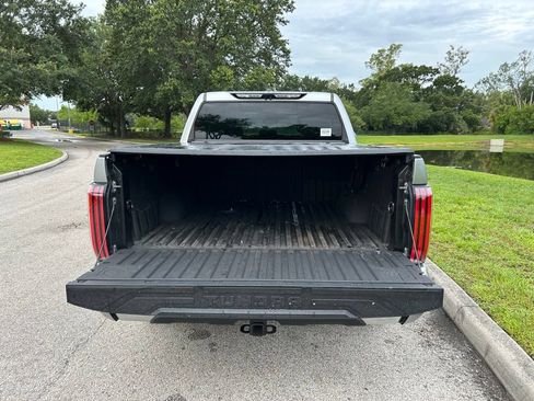 Used 2024 Toyota Tundra Limited AWD/4WD image 11