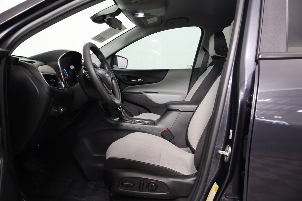 Used 2022 Chevrolet Equinox LS w/ LS Convenience Package FWD image 10