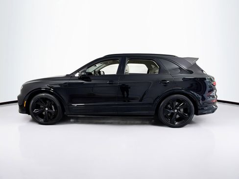Used 2021 Bentley Bentayga AWD/4WD image 4