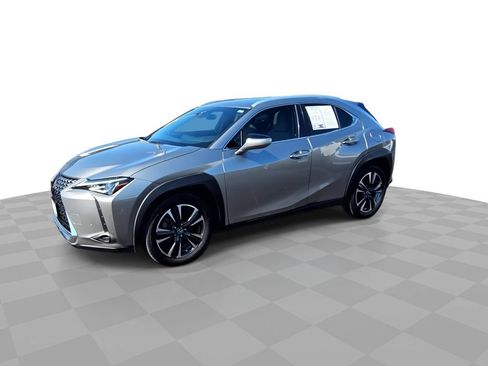 Used 2020 Lexus UX 200 w/ Accessory Package 2 FWD image 4