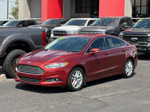Used 2014 Ford Fusion SE w/ Equipment Group 202A FWD image 1