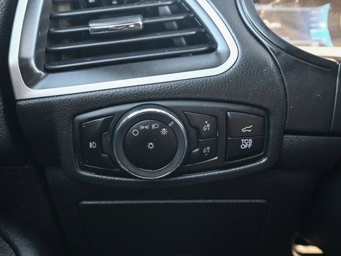 Certified 2024 Ford Edge SEL w/ Convenience Package image 40