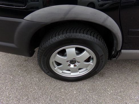 Used 2004 Volvo V70 AWD/4WD image 36