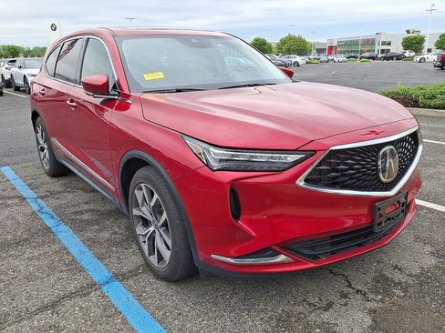Used 2023 Acura MDX SH-AWD w/ Technology Package image 3
