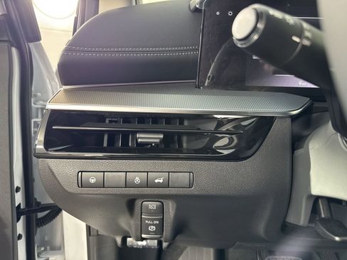 New 2025 Nissan Murano SL w/ Cargo Package image 15